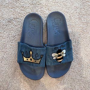 Circus by Sam Edelman Flynn Queen Bee Size 6 Blue Slides